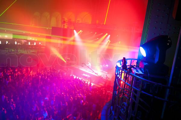 Visuel JLT Services renouvelle le SFR Live Concerts au Grand Palais